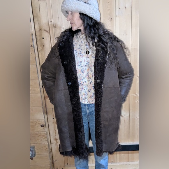 Milena Silvano Brown and Cream Shearling Moon Coat - Picture 7 of 8